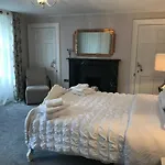Grand Apartment In Historic Building With Free Parking