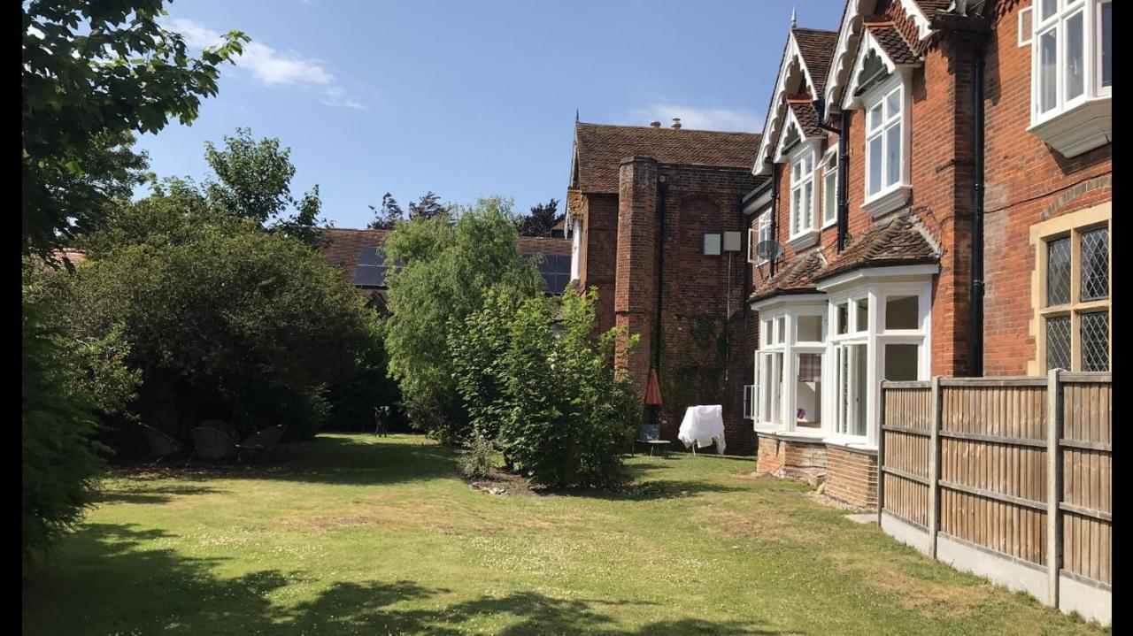 Grand In Historic Building With Free Parking Canterbury